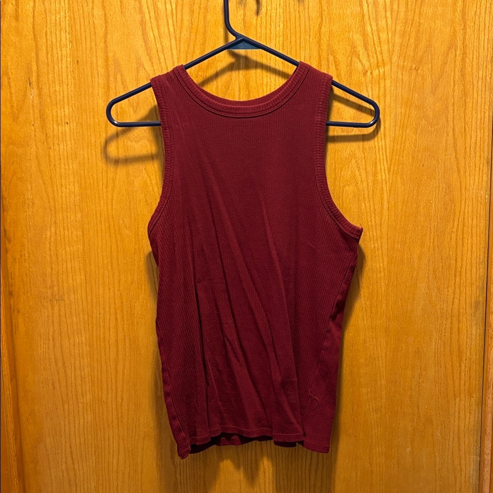 Women's Sleeveless Burgundy Top